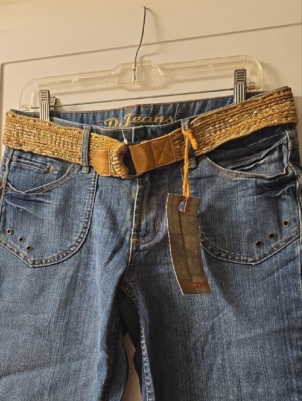 d. jeans Medium Blue Cropped Jeans with Woven Tan Belt Size 8 - Picture 2 of 8